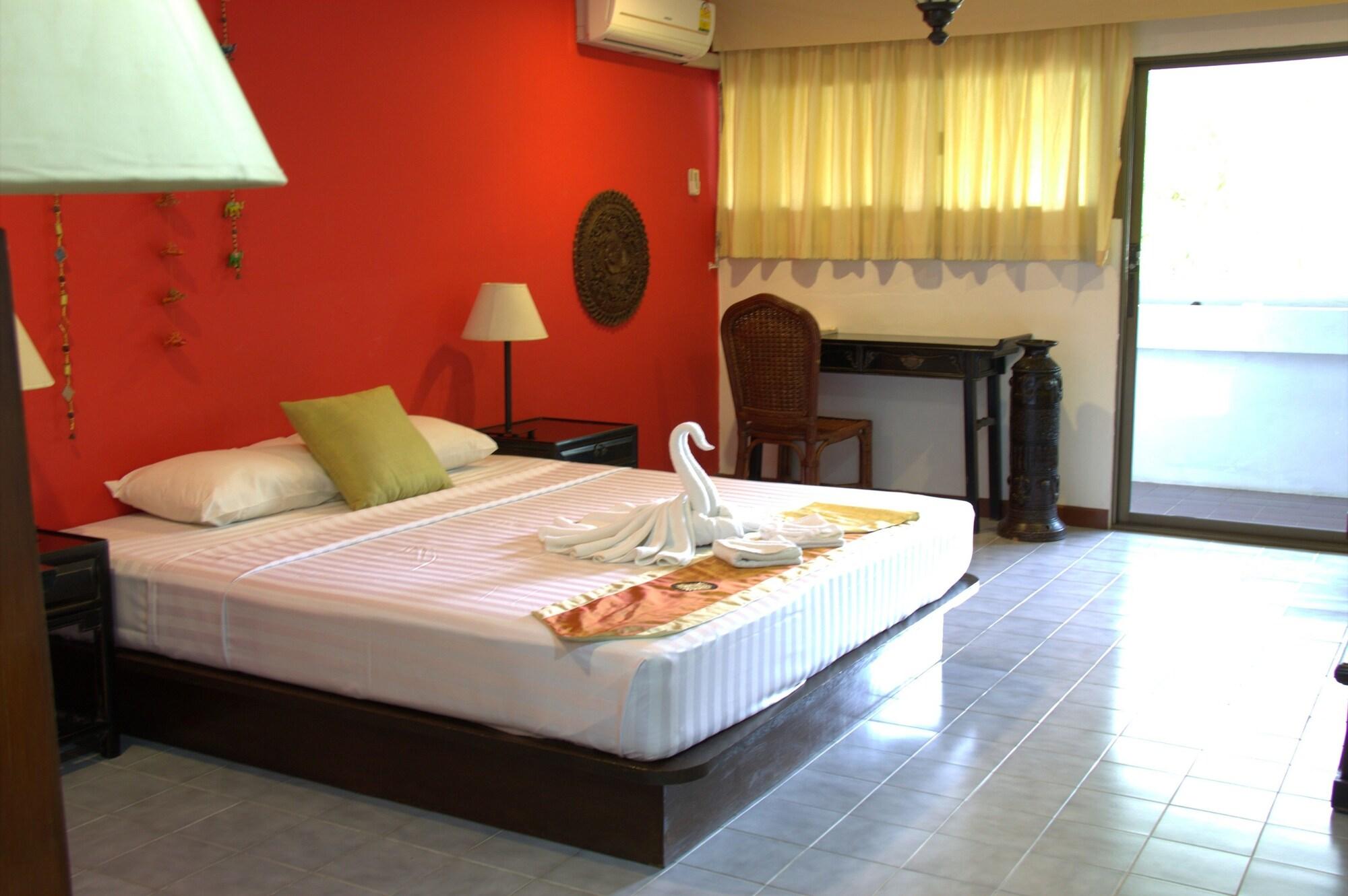 Surin Sweet Hotel エクステリア 写真
