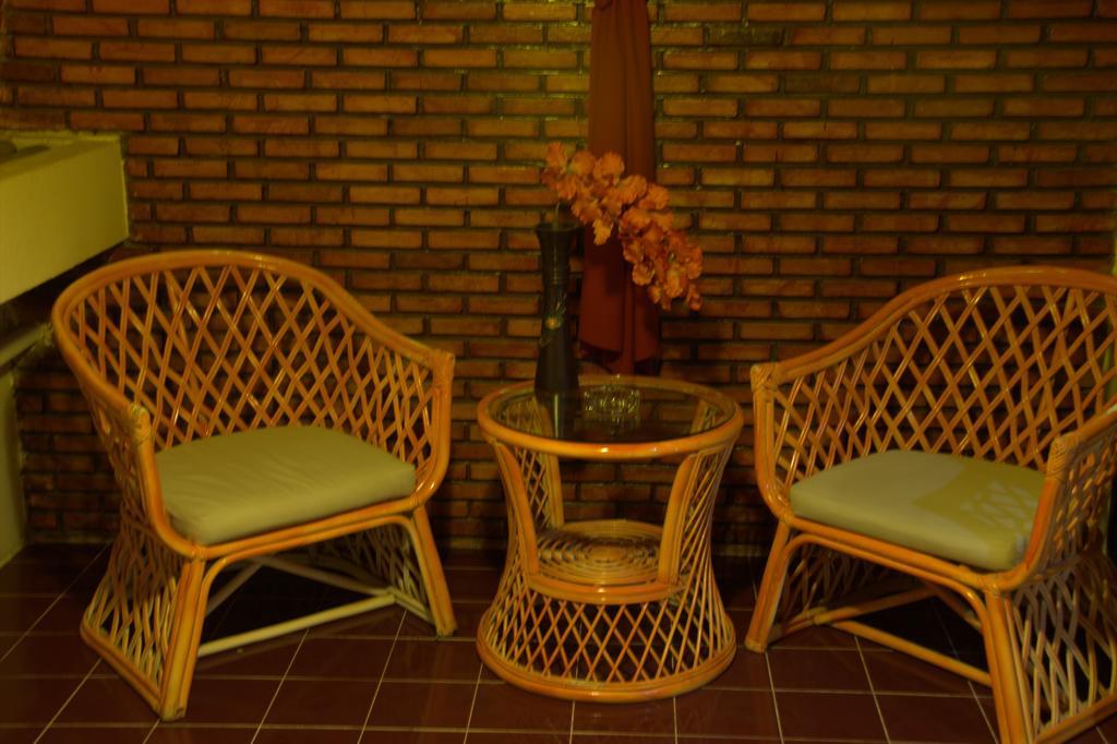 Surin Sweet Hotel エクステリア 写真